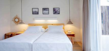 Hôtel HM Alma Beach 4* Adult Only +18, Séjour Espagne & ses îles, Baléares, Majorque par Ôvoyages Hôtel HM Alma Beach 4* Adult Only +18, Séjour Espagne & ses îles, Baléares, Majorque par Ôvoyages